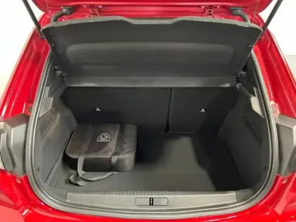 Photo 10 Peugeot 208  e- 136 Style / 50 kWh / Carplay / Caméra /LOA