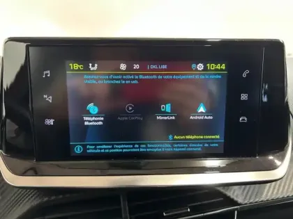 Photo 12 Peugeot 208  e- 136 Style / 50 kWh / Carplay / Caméra /LOA