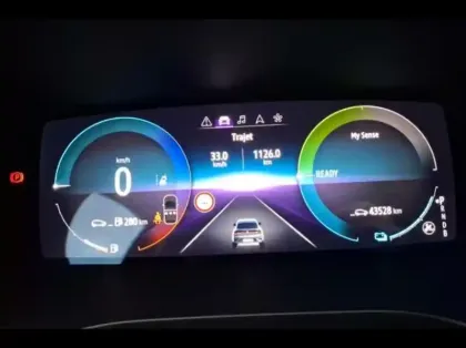 Photo 8 Renault Arkana  1.6 E-Tech 145ch Intens -21B