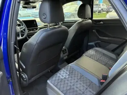 Photo 8 Volkswagen T-roc  1.5 TSI EVO 150ch R-Line DSG7