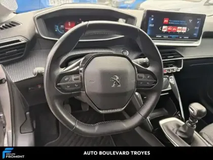 Photo 8 Peugeot 208  1.2 PureTech 100ch S&S Allure 118g