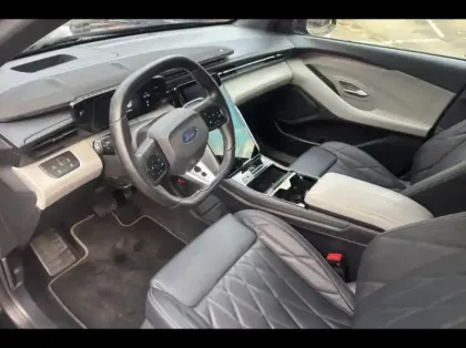 Photo 8 Ford Capri  340ch Extended Range 79kWh Pack Premium AWD 6cv
