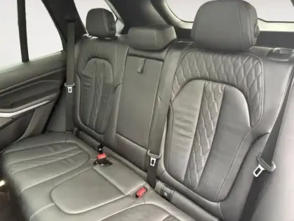 Photo 12 BMW X5  xDrive45e 394ch M Sport 17cv