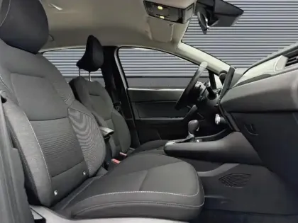 Photo 10 Renault Captur  1.5 Blue dCi 115ch Business EDC