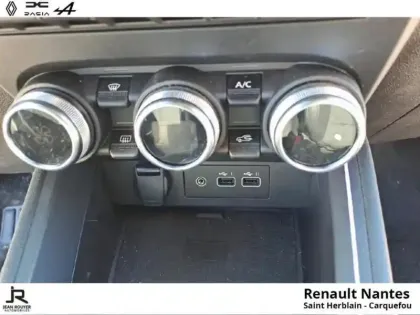 Photo 7 Renault Clio  1.6 E-Tech 145ch full hybrid esprit Alpine - 25