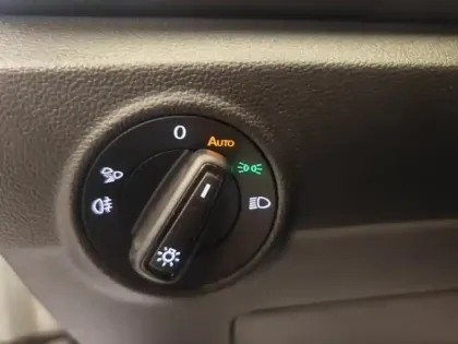 Photo 14 Volkswagen T-roc  1.0 TSI 116ch VW Edition