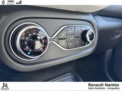 Photo 9 Renault Twingo  E-Tech Electric Authentic R80 Achat Intégral