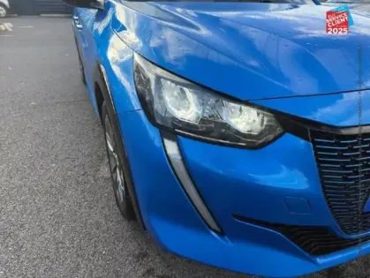 Photo 12 Peugeot 208  e- 136ch Active Business