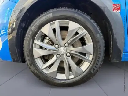 Photo 9 Peugeot 208  e- 136ch Active Business