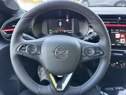 Photo 14 Opel Corsa  -e 136ch GS