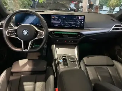 Photo 4 BMW I4  eDrive40 340ch M Sport