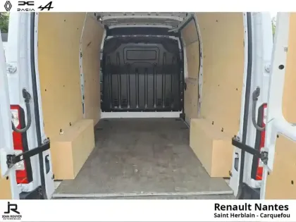 Photo 11 Renault Master  Fg F3500 L2H2 2.3 Blue dCi 135ch Confort - 19990? HT