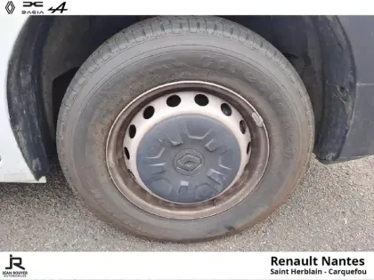Photo 12 Renault Master  Fg F3500 L2H2 2.3 Blue dCi 135ch Confort - 19990? HT