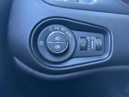 Photo 12 Jeep Renegade  1.5 Turbo T4 130ch MHEV Limited BVR7