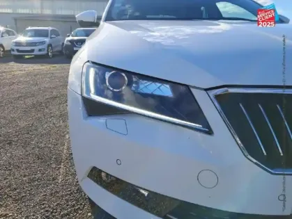Photo 12 Skoda Superb  1.4 TSI ACT 150CH STYLE Véhicule Ethanol