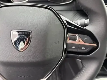 Photo 13 Peugeot 208  1.2 PureTech 75ch S&S Active