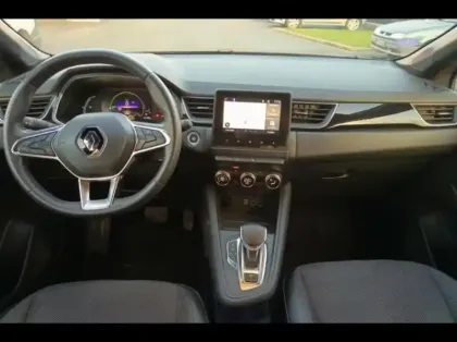 Photo 8 Renault Captur  1.6 E-Tech hybride 145ch Rive Gauche