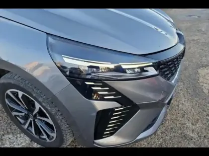 Photo 14 Renault Clio  1.6 E-Tech 145ch full hybrid Techno - 24