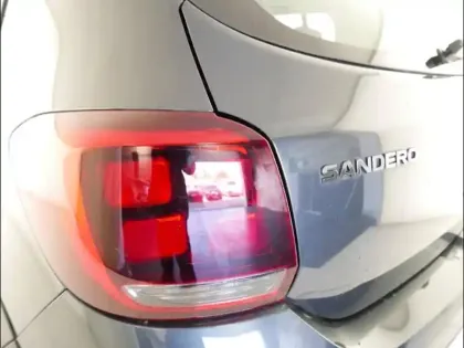 Photo 4 Dacia Sandero  1.0 SCe 75ch Evasion