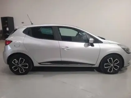 Photo 1 Renault Clio  0.9 TCe 90ch Génération - 19 5p