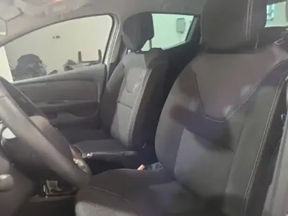 Photo 8 Renault Clio  0.9 TCe 90ch Génération - 19 5p