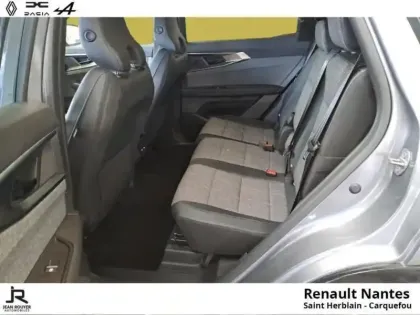 Photo 12 Renault Espace  1.2 E-Tech full hybrid 200ch Techno 7 places - 24