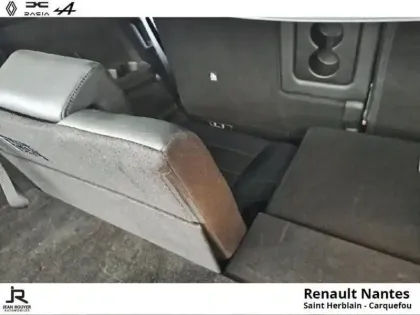 Photo 10 Renault Espace  1.2 E-Tech full hybrid 200ch Techno 7 places - 24