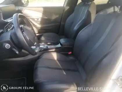 Photo 8 Peugeot 2008  e- 136ch GT