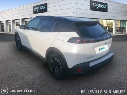 Photo 6 Peugeot 2008  e- 136ch GT