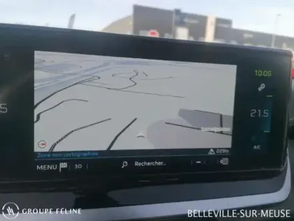 Photo 14 Peugeot 2008  e- 136ch GT