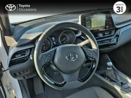 Photo 8 Toyota C-HR  122h Dynamic Business 2WD E-CVT + Programme Beyond Zero Academy MY22