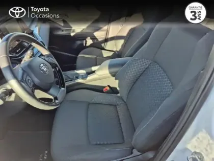 Photo 10 Toyota C-HR  122h Dynamic Business 2WD E-CVT + Programme Beyond Zero Academy MY22
