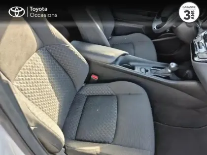 Photo 5 Toyota C-HR  122h Dynamic Business 2WD E-CVT + Programme Beyond Zero Academy MY22