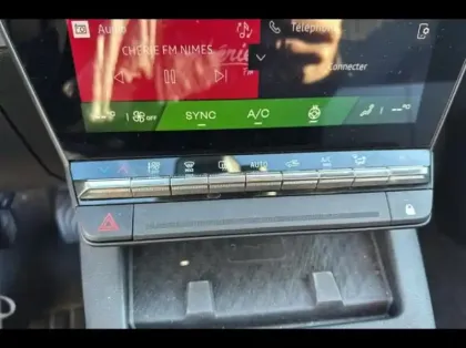 Photo 14 Renault Megane  E-Tech Electric 220ch Techno autonomie confort -25