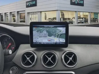 Photo 10 Mercedes GLA  180 7-G DCT Sensation