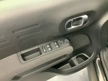 Photo 19 Citroën C3 Aircross  PureTech 110 S&S EAT6 Shine