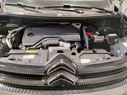 Photo 6 Citroën C5 aircross  Hybride 145 e-DCS6 Max