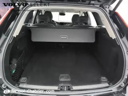 Photo 7 Volvo Xc60  T6 Recharge AWD 253 ch + 145 ch Geartronic 8 Ultimate Style Dark