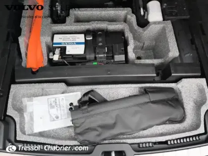Photo 26 Volvo Xc60  T6 Recharge AWD 253 ch + 145 ch Geartronic 8 Ultimate Style Dark