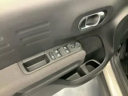 Photo 19 Citroën C3 Aircross  BlueHDi 120 S&S EAT6 Shine Pack