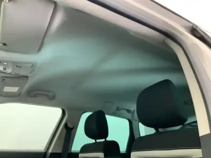 Photo 24 Citroën C3 Aircross  BlueHDi 120 S&S EAT6 Shine Pack