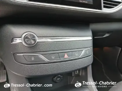 Photo 12 Peugeot 308  PureTech 130ch S&S EAT8 Allure