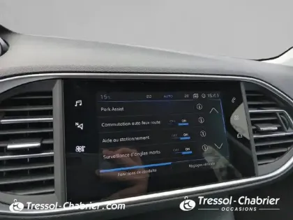 Photo 10 Peugeot 308  PureTech 130ch S&S EAT8 Allure