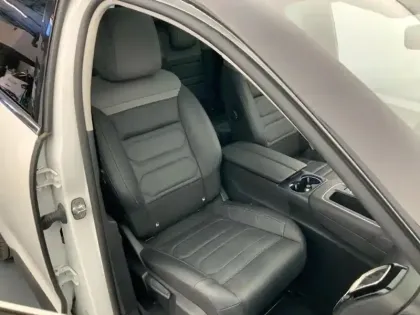 Photo 8 Citroën C5 aircross  Hybride Rechargeable 225 e-EAT8 Shine Pack