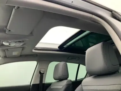 Photo 24 Citroën C5 aircross  Hybride Rechargeable 225 e-EAT8 Shine Pack