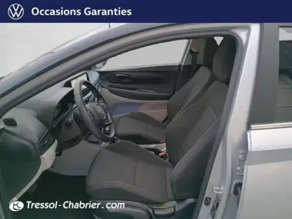 Photo 8 Hyundai I20  1.0 T-GDi 100 DCT-7 Hybrid 48V Executive