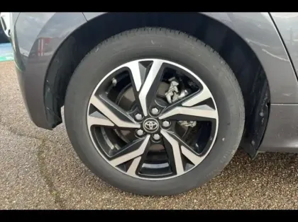 Photo 12 Toyota Yaris  116h Design Pack 5p MC24