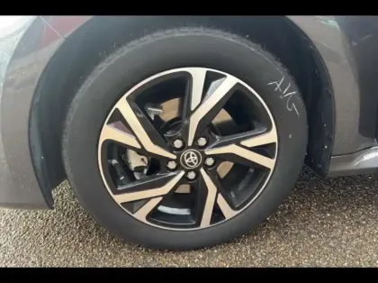 Photo 14 Toyota Yaris  116h Design Pack 5p MC24