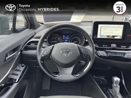 Photo 10 Toyota C-HR  122h Distinctive 2WD E-CVT MY22