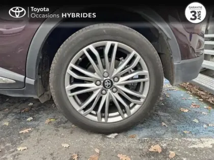 Photo 8 Toyota C-HR  122h Distinctive 2WD E-CVT MY22